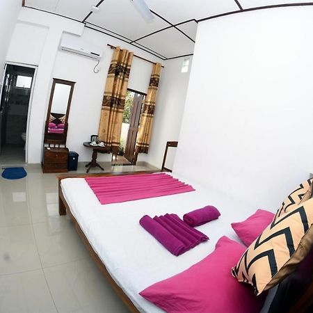 Apartament Bluray Beach Negombo Zewnętrze zdjęcie